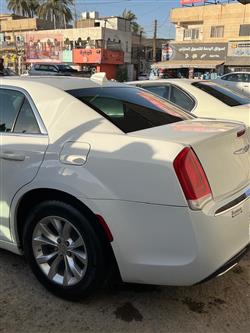 کرایسلەر 300